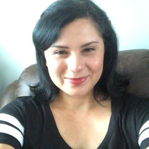 Meet your Posher, Pamela